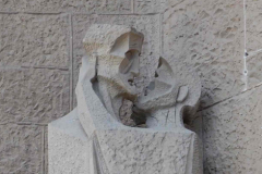 Judas' betrayal of Christ - note the serpent.